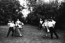 Vauhtia ja vipinää 